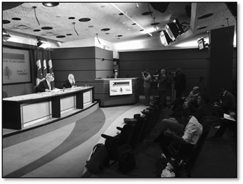 Conférence de presse du directeur général des élections le 14 septembre 2015 (Photo : N. Babin Dufresne)
